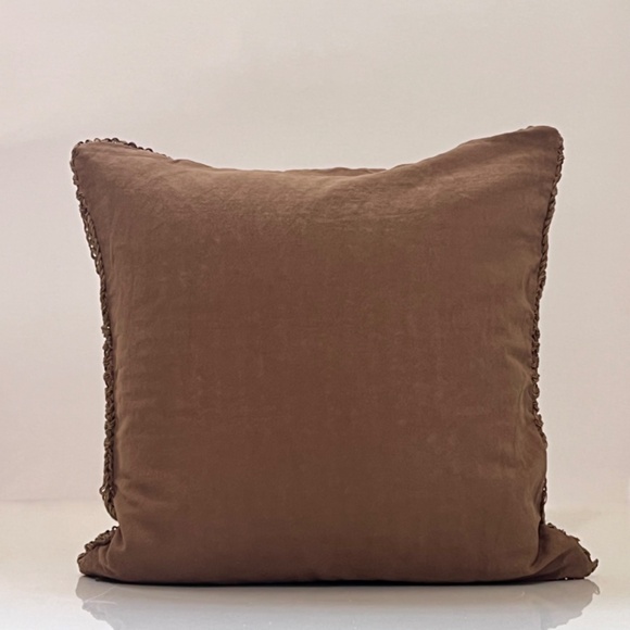 Pottery Barn Calla Throw Pillow Cover NWOT - Picture 3 of 8